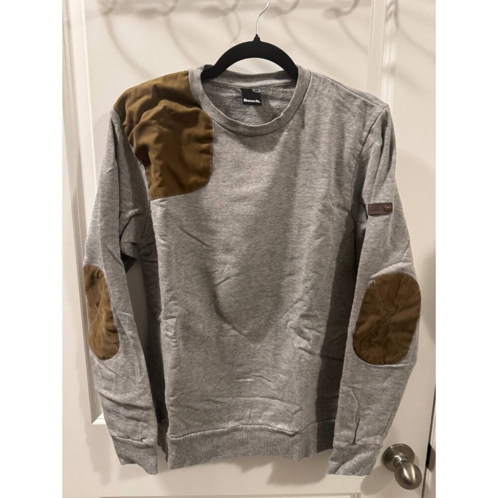 Bench Crewneck Sweatshirt Men's Large Gray Elbow Patch Casual Pullover